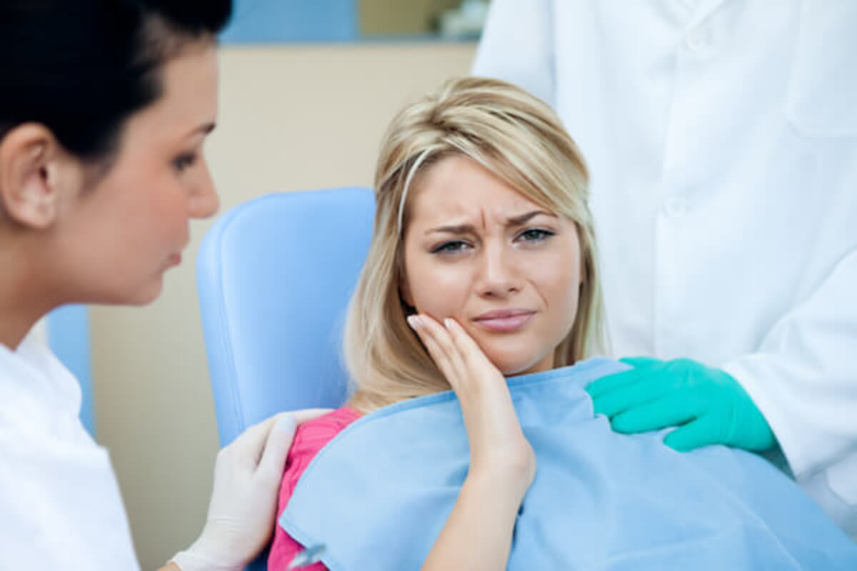 what are the top reasons you should visit an emergency dentist