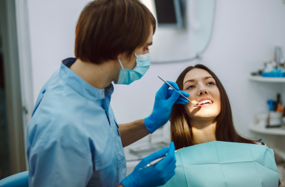 Dentist Near Royal Oaks